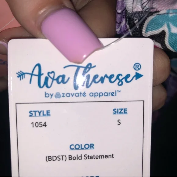 NWT Zavate Ava Therese “Bold Statment” floral print short sleeve scrub top - Picture 8 of 10